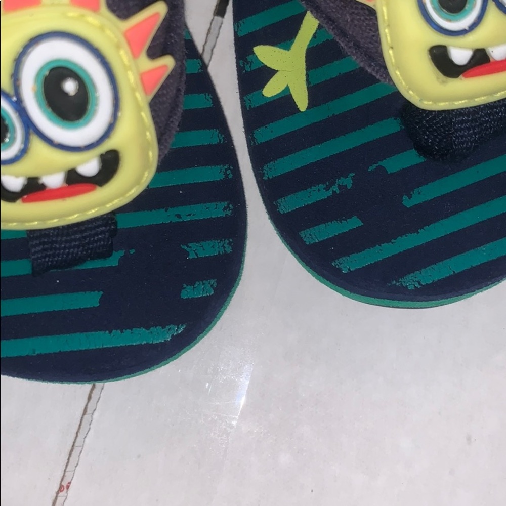 Toddler flip flops - Picture 4 of 6